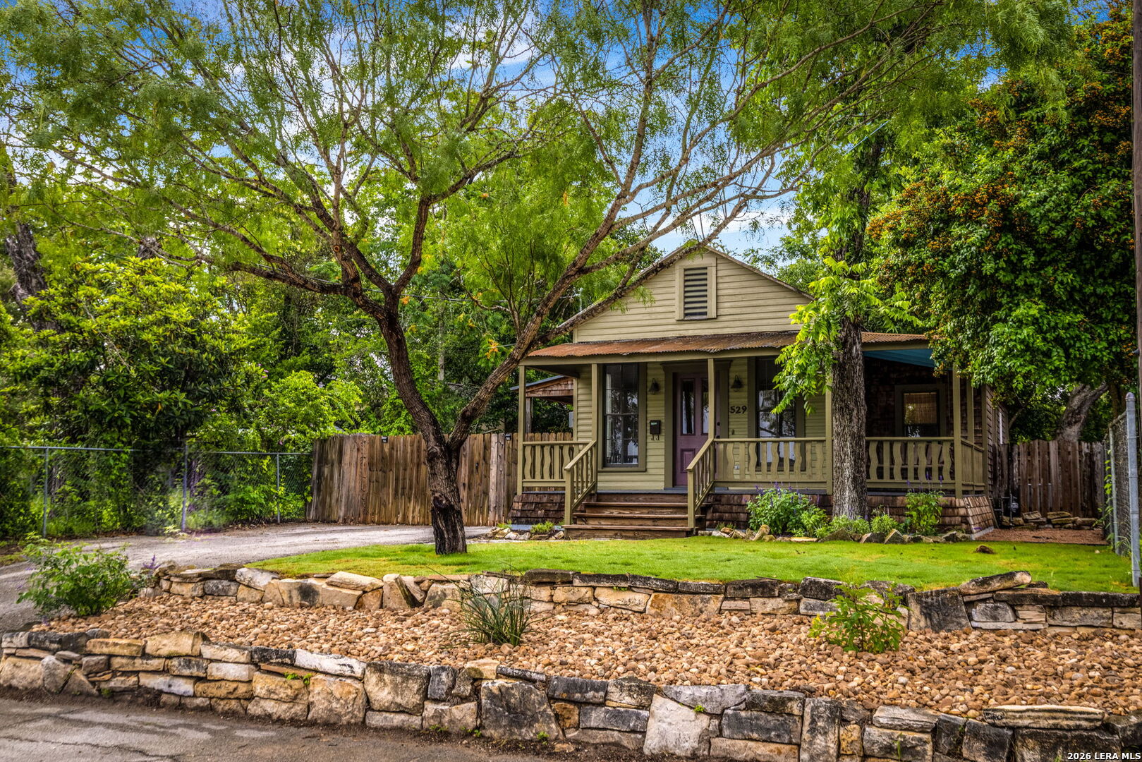 529 W Bridge Street New Braunfels TX 78130