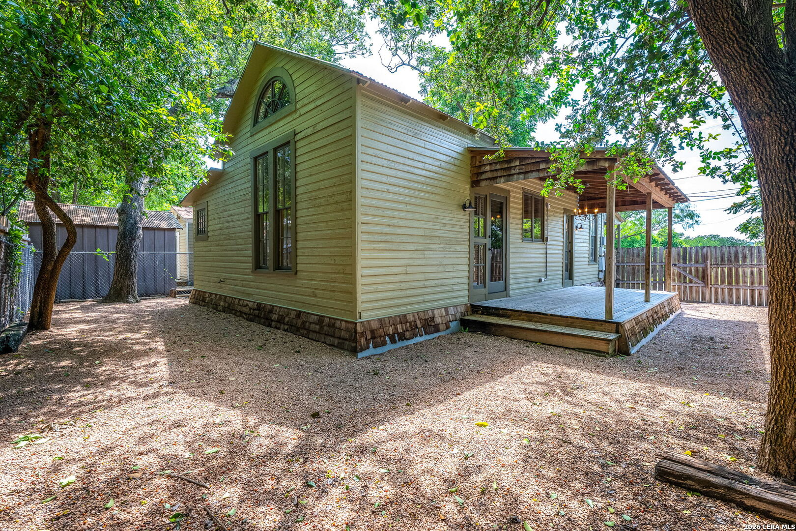 529 W Bridge Street New Braunfels TX 78130