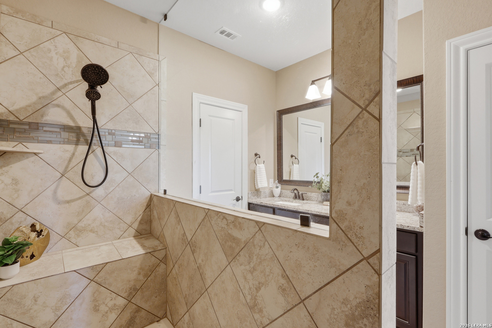 7087 Turnbow San Antonio TX 78252