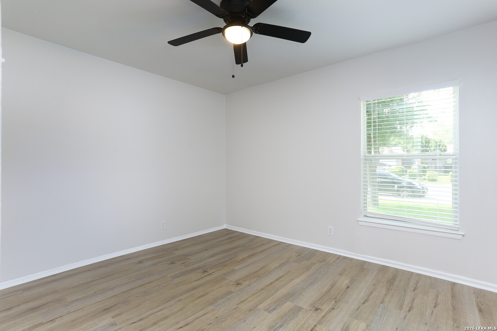 5146 Tom Stafford Drive San Antonio TX 78219