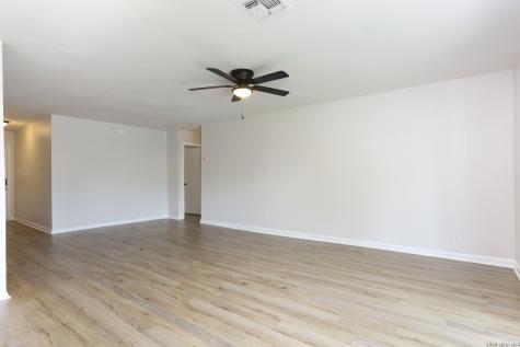 5146 Tom Stafford Drive San Antonio TX 78219
