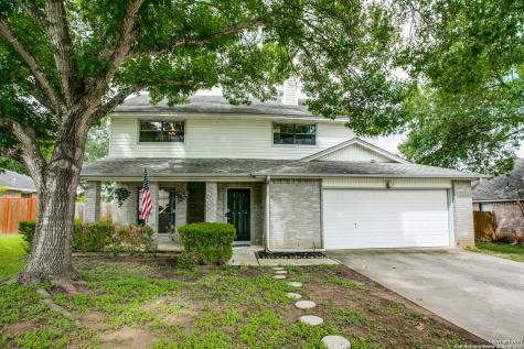 4913 Castle Hill Drive Schertz TX 78108