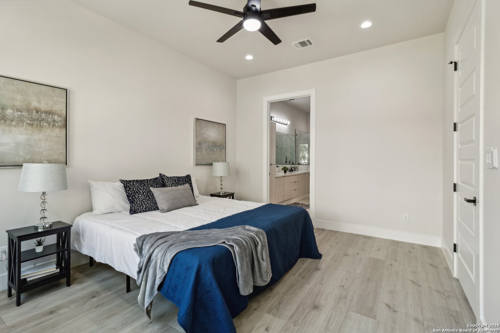 2535 Manor Heights San Antonio TX 78231