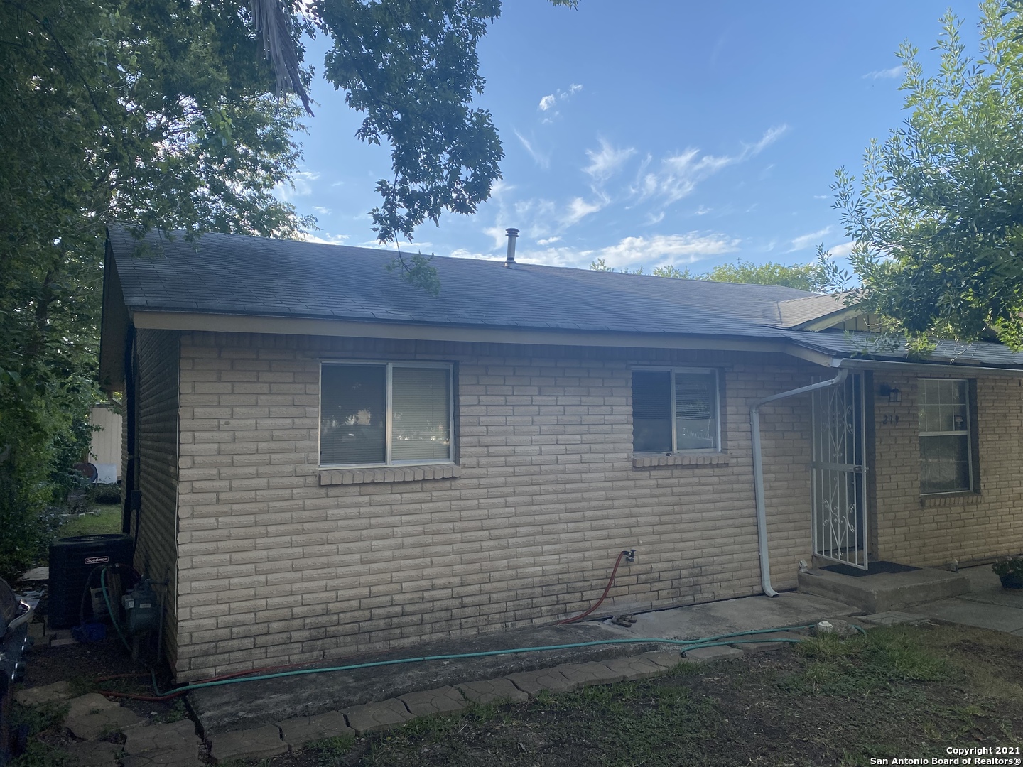 219 Dolores Avenue San Antonio TX 78228