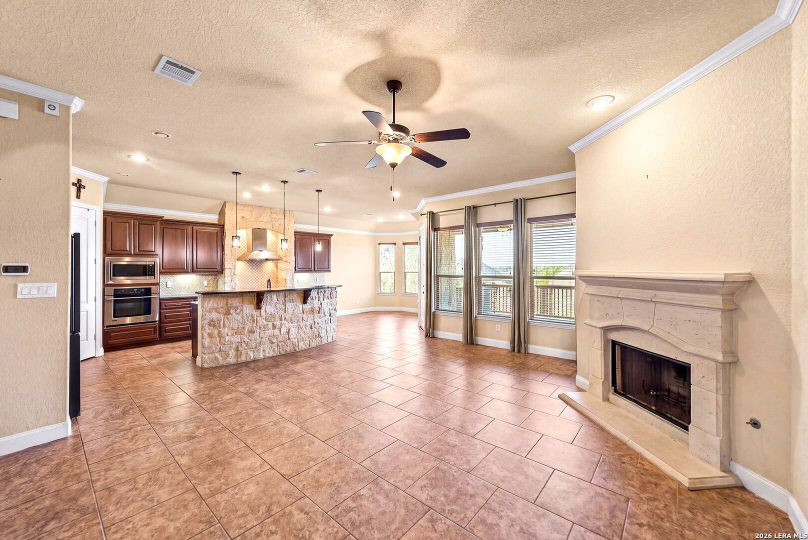 3938 Firebush San Antonio TX 78261