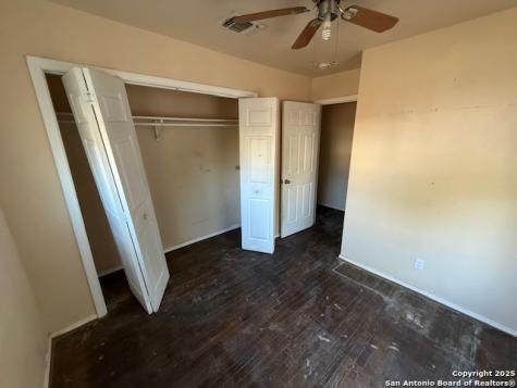 515 Bangor San Antonio TX 78228