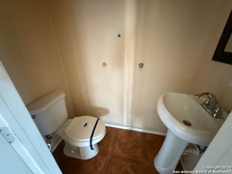 515 Bangor San Antonio TX 78228