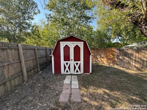 515 Bangor San Antonio TX 78228