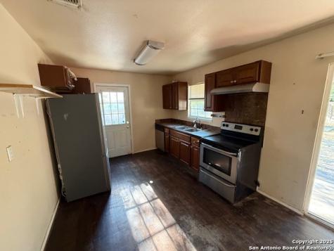 515 Bangor San Antonio TX 78228
