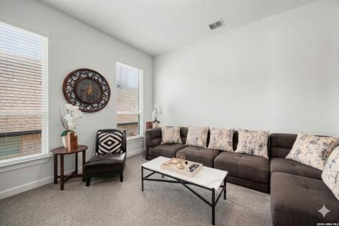 3716 Cualquiera San Antonio TX 78261