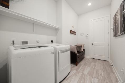 3716 Cualquiera San Antonio TX 78261