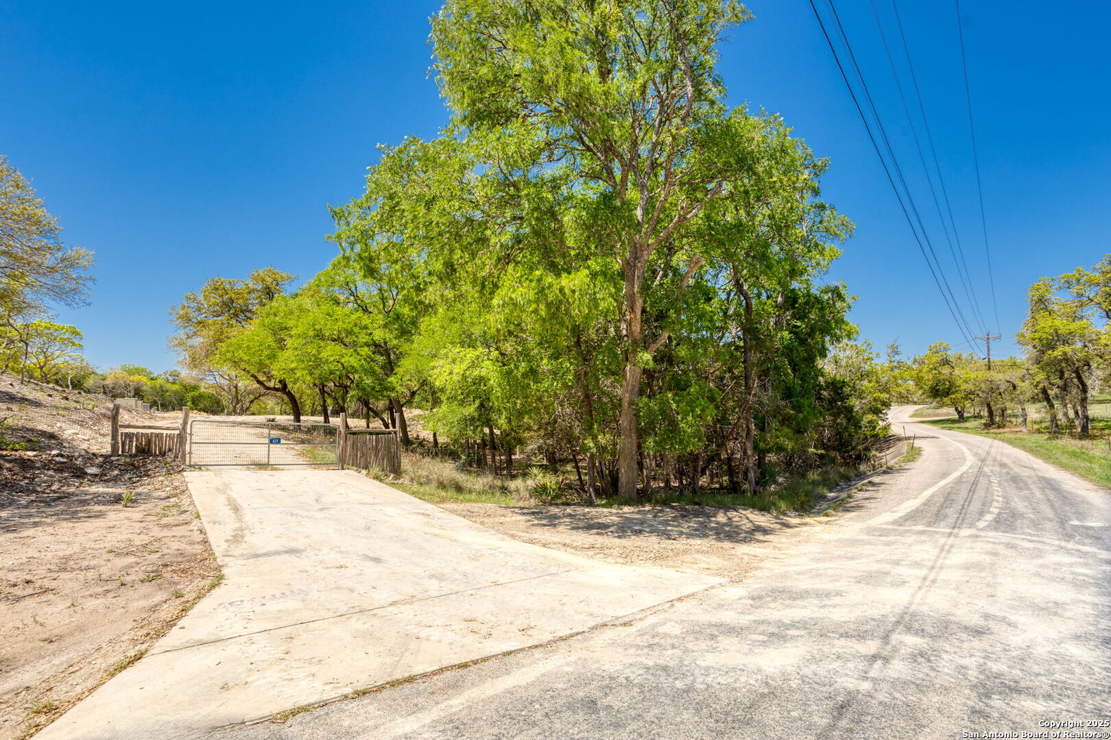 421 Lake Side Circle Boerne TX 78006