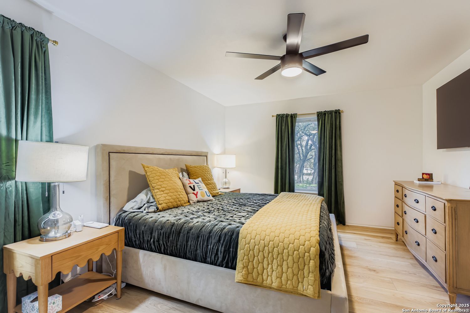 146 Canyon Oaks Hollywood Park TX 78232