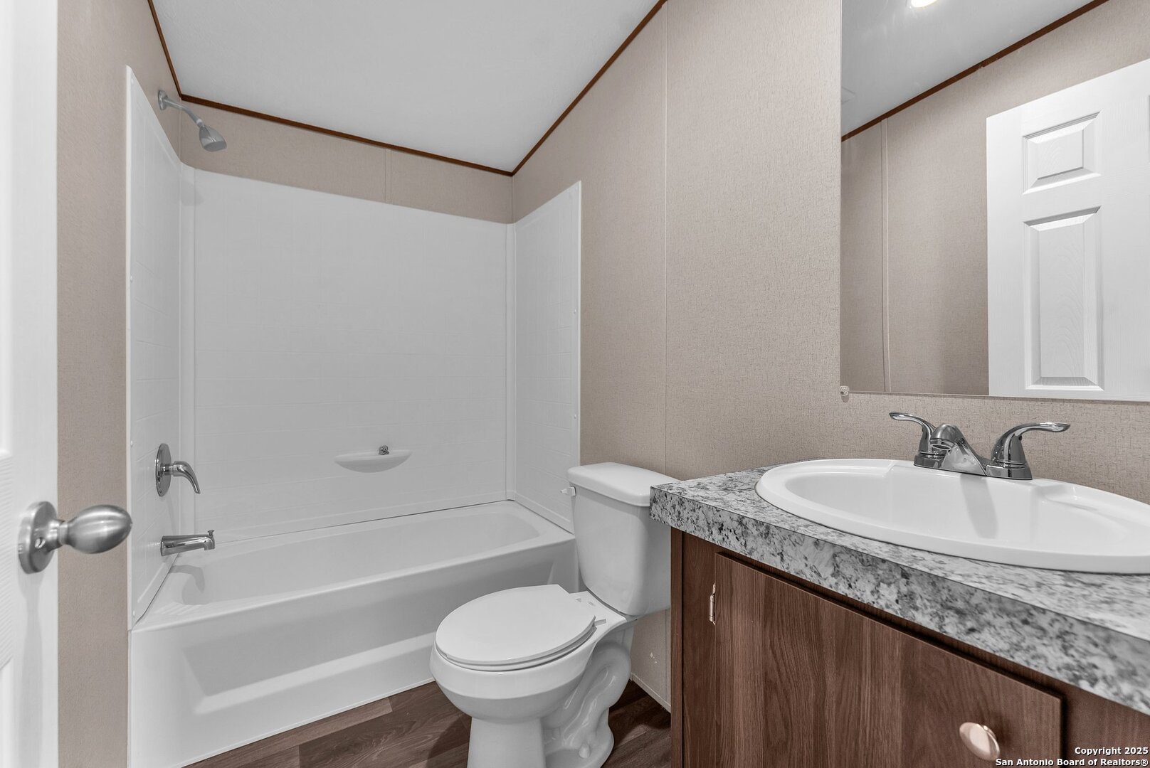5709 County Road 422 Pleasanton TX 78064