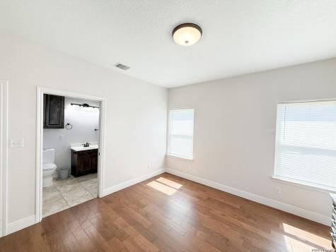 101 8th Street Natalia TX 78059