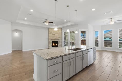 416 Pyrmont New Braunfels TX 78132
