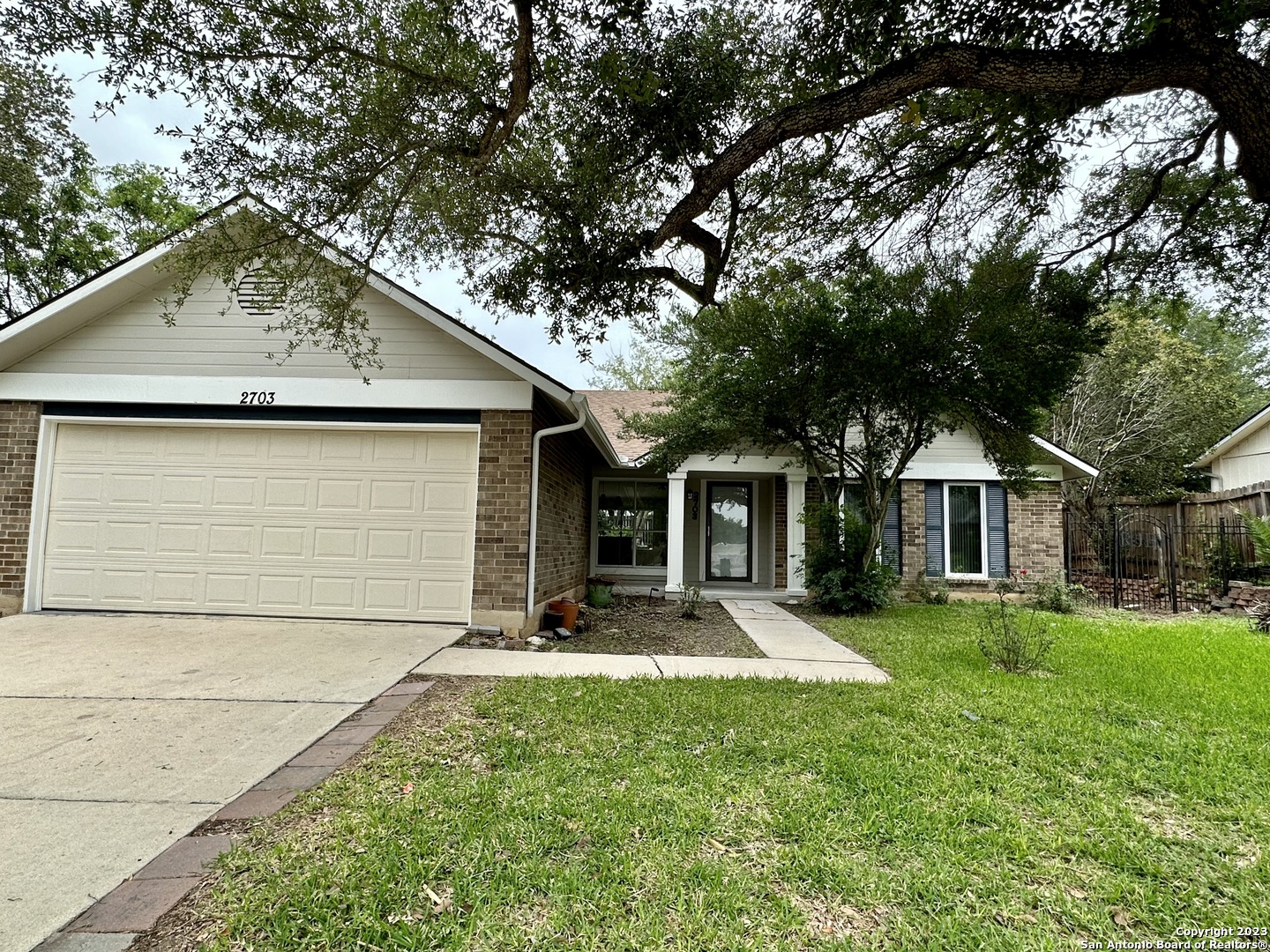 2703 Lakehaven San Antonio TX 78222
