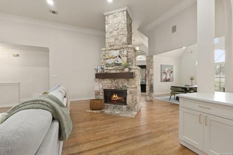 27 Trophy Ridge San Antonio TX 78258