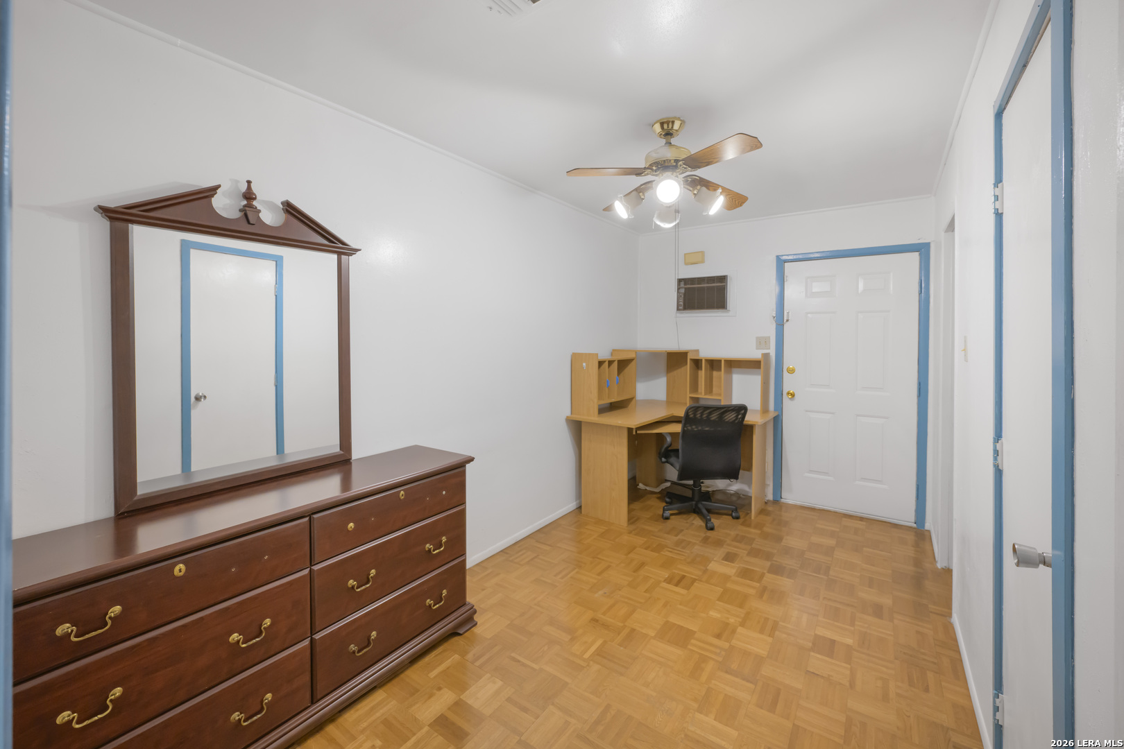 1430 W Kings Highway San Antonio TX 78201