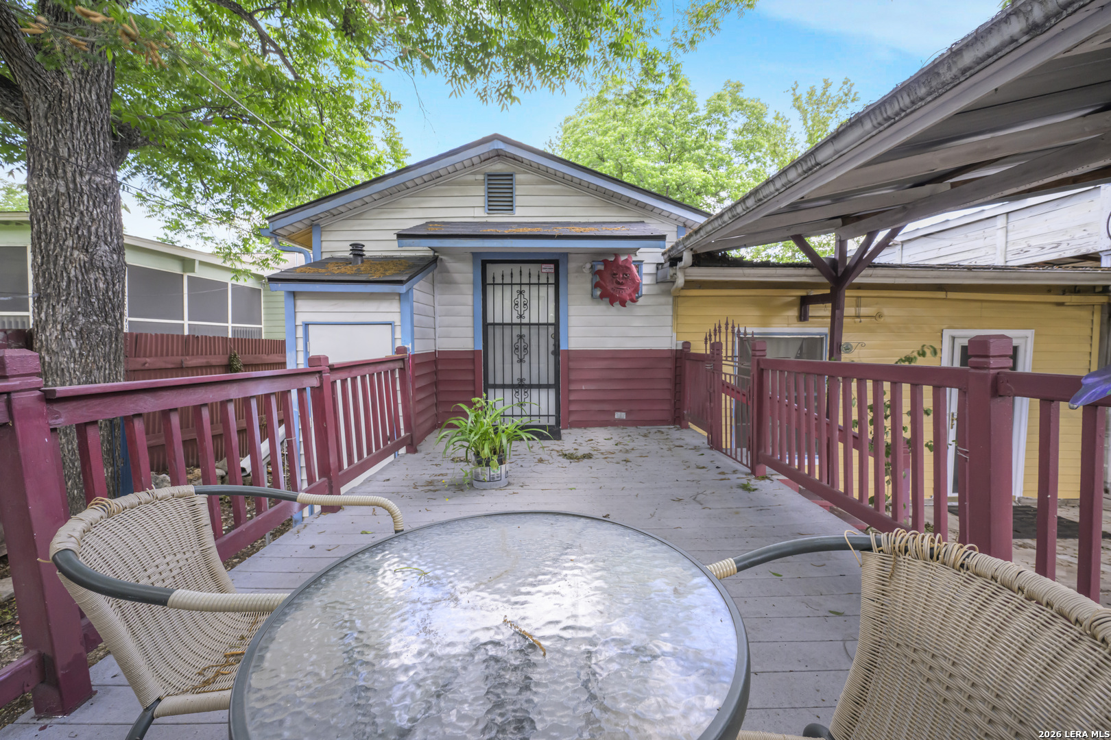 1430 W Kings Highway San Antonio TX 78201