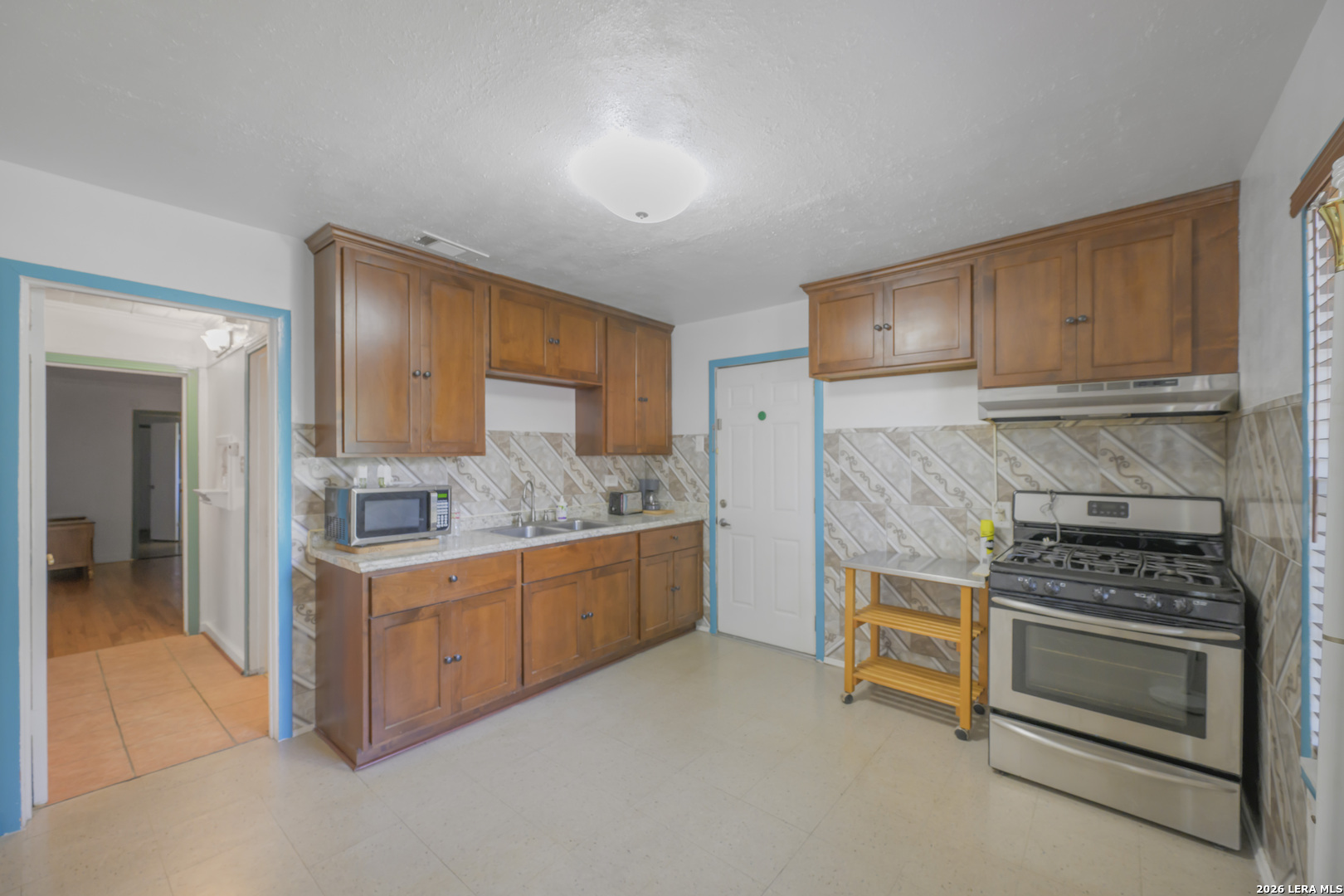 1430 W Kings Highway San Antonio TX 78201