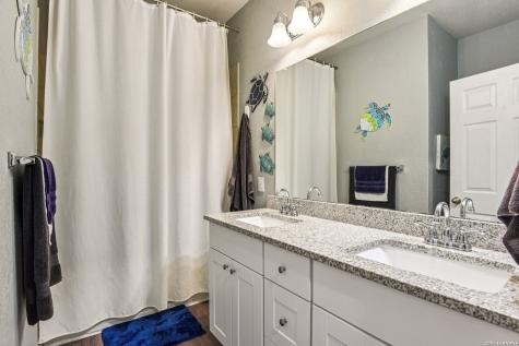 8814 White Crown San Antonio TX 78254
