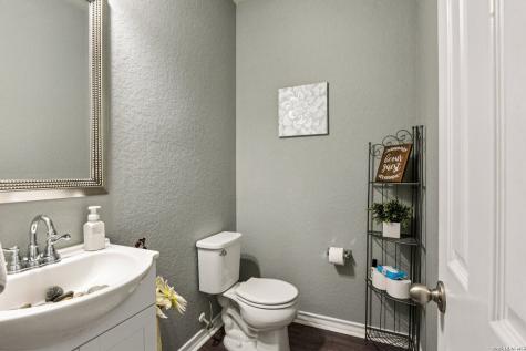 8814 White Crown San Antonio TX 78254