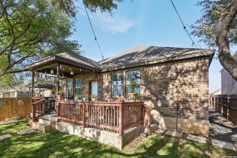 8814 White Crown San Antonio TX 78254
