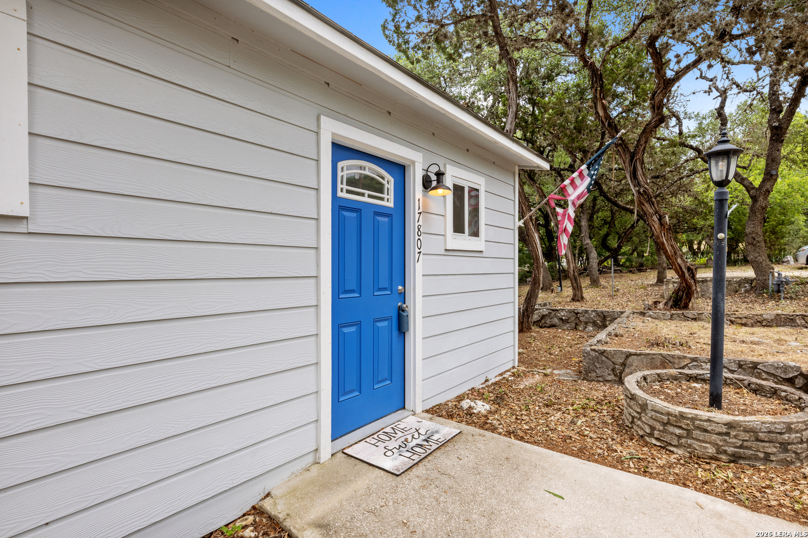 17807 Hilltop Drive Helotes TX 78023