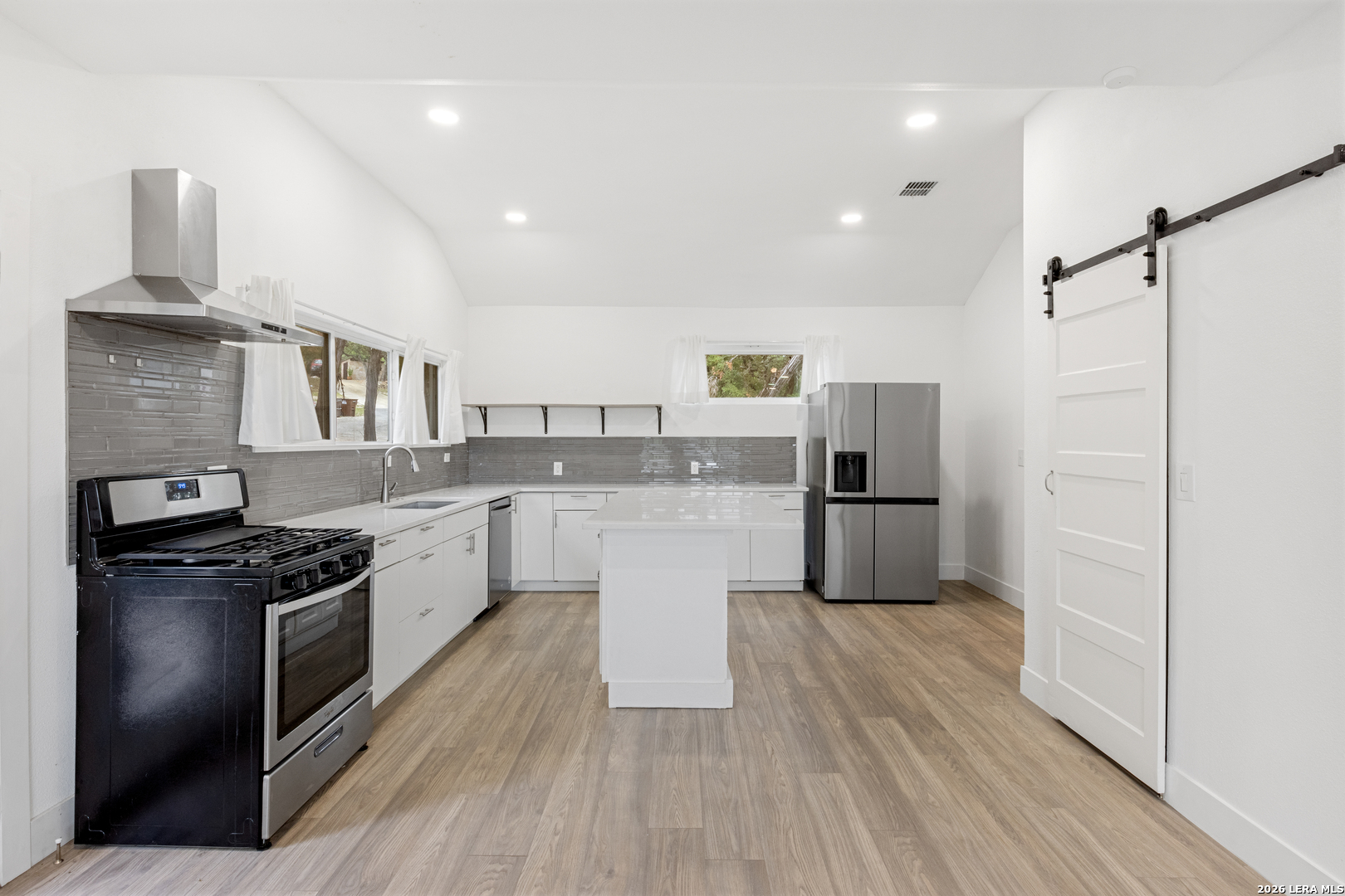 17807 Hilltop Drive Helotes TX 78023