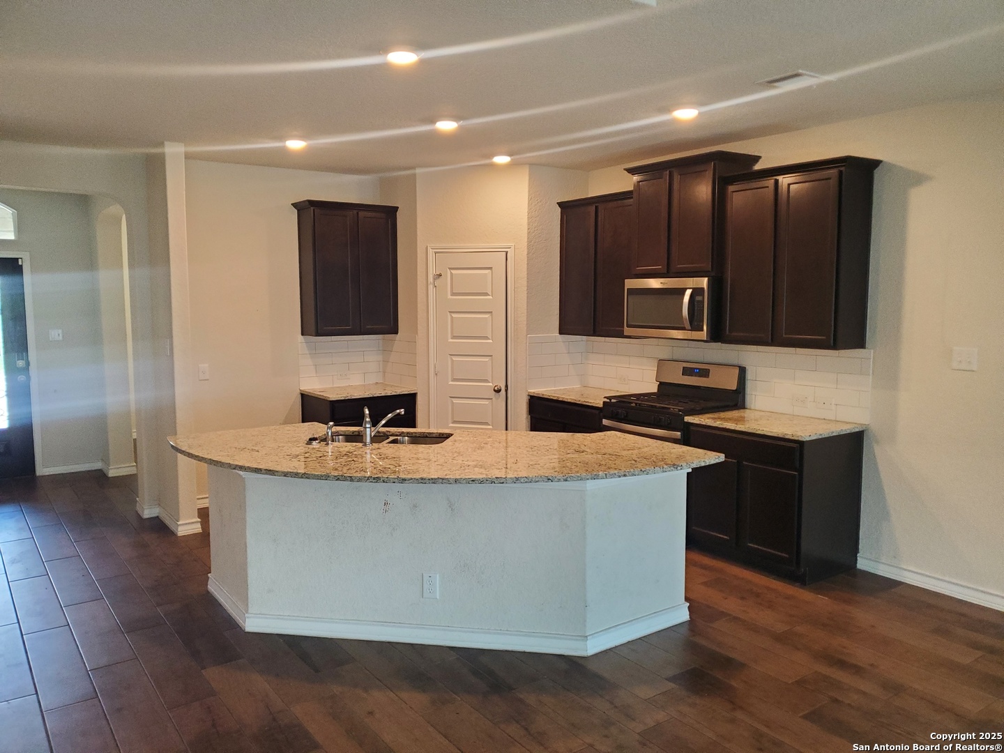 567 Lilac Cibolo TX 78108