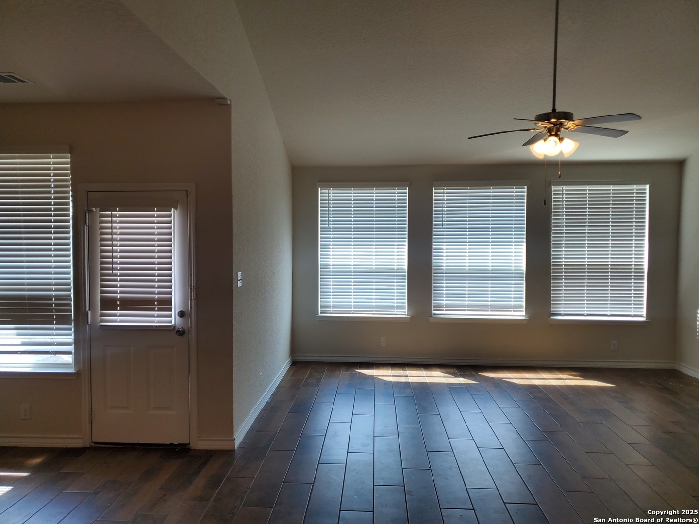 567 Lilac Cibolo TX 78108