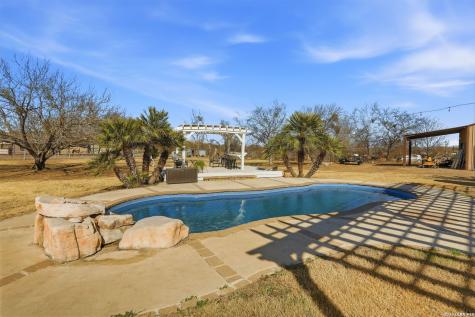6695 Fm 3175 Somerset TX 78069