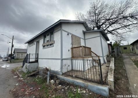 2402 W Martin Street San Antonio TX 78207