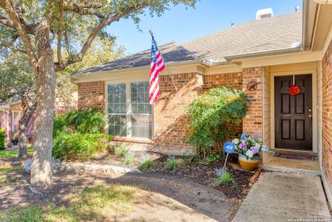 615 Fairglen Court San Antonio TX 78258