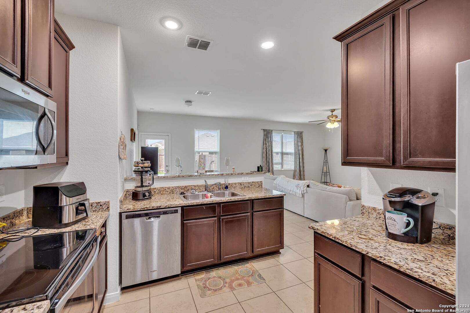 7738 Watersedge Cove San Antonio TX 78254