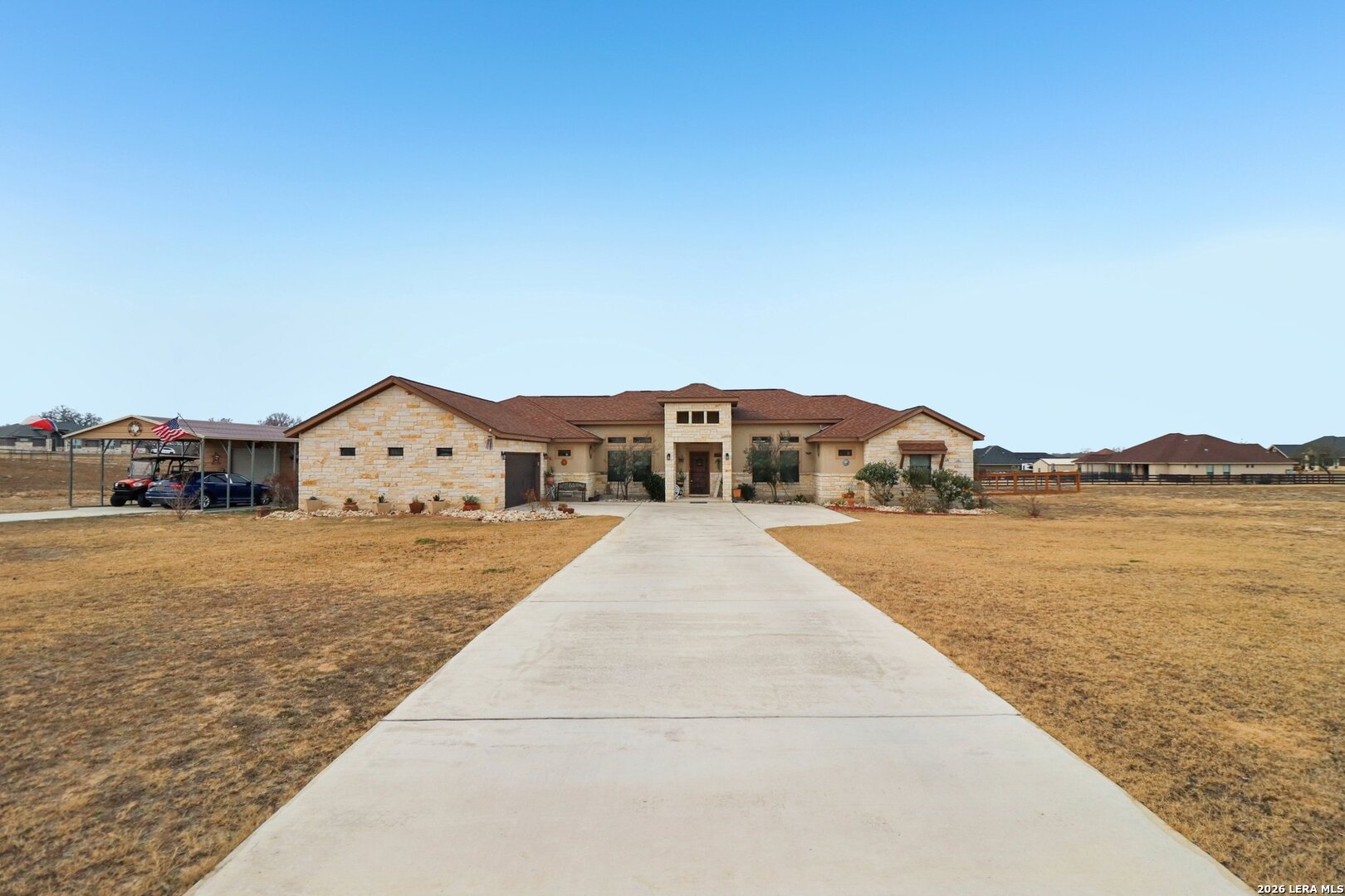 311 Abrego Lake Floresville TX 78114