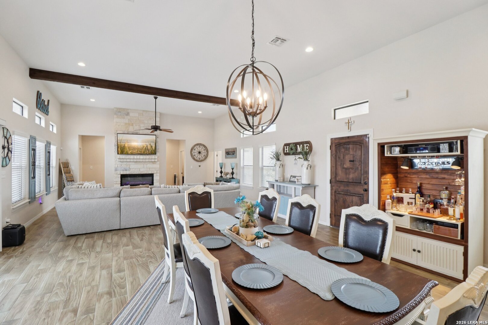 311 Abrego Lake Floresville TX 78114