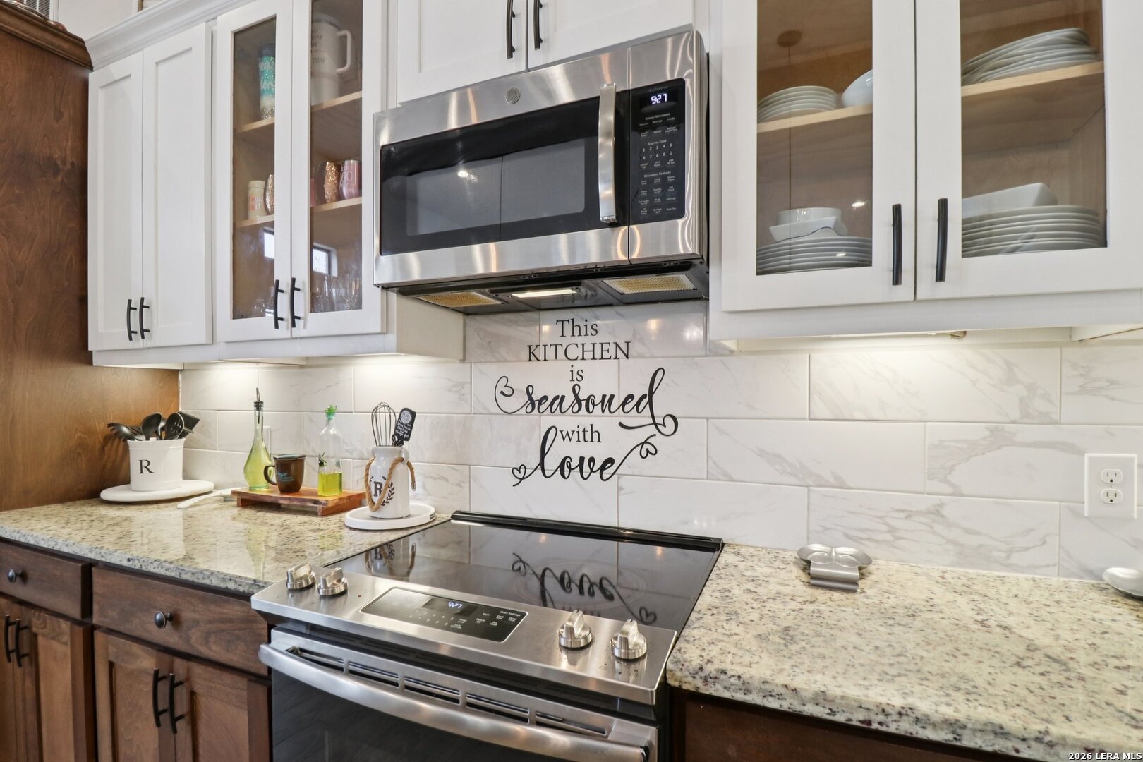 311 Abrego Lake Floresville TX 78114