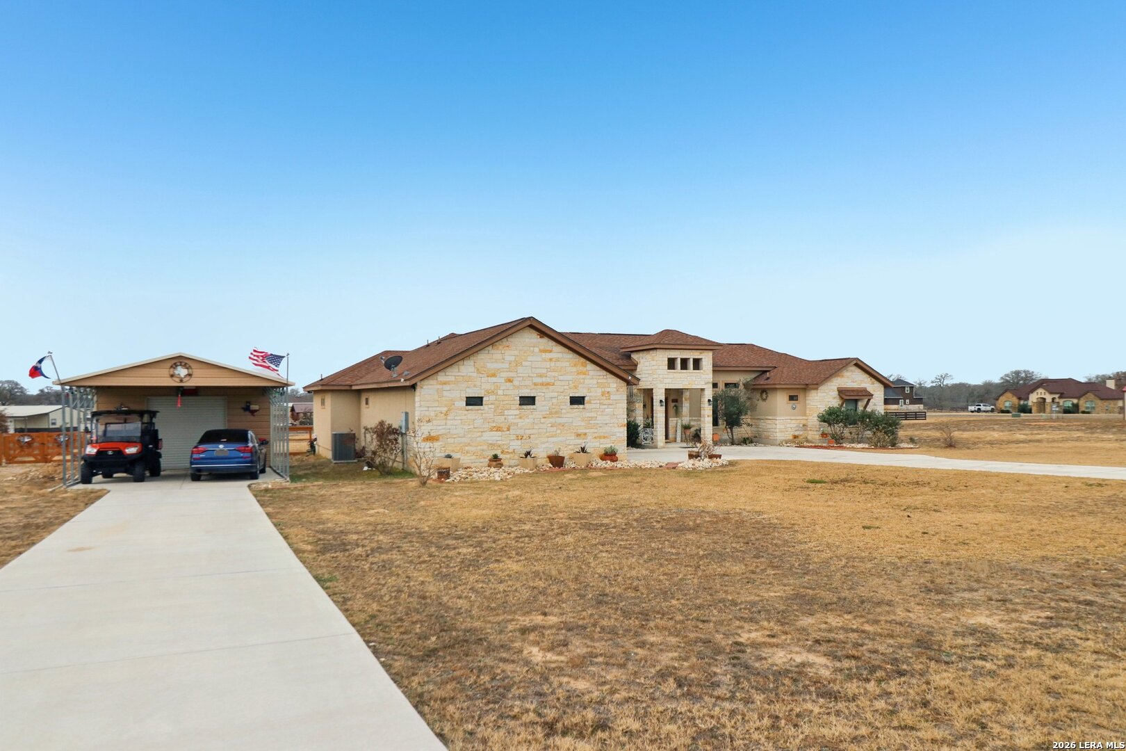 311 Abrego Lake Floresville TX 78114