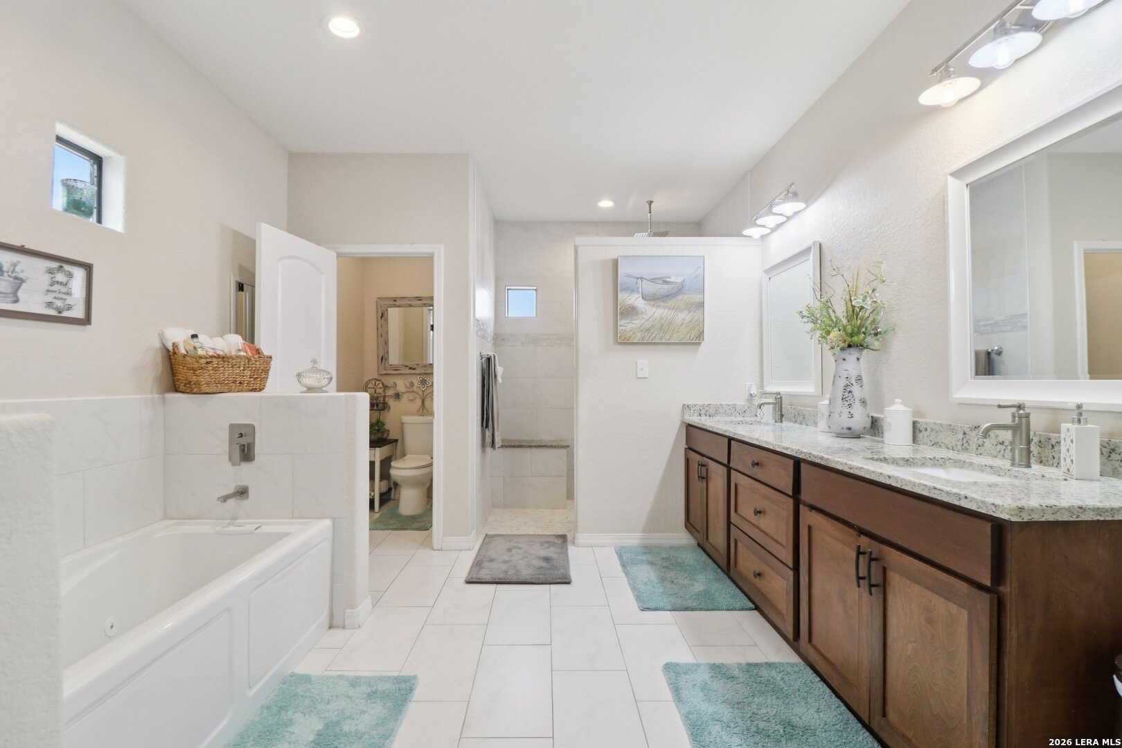 311 Abrego Lake Floresville TX 78114