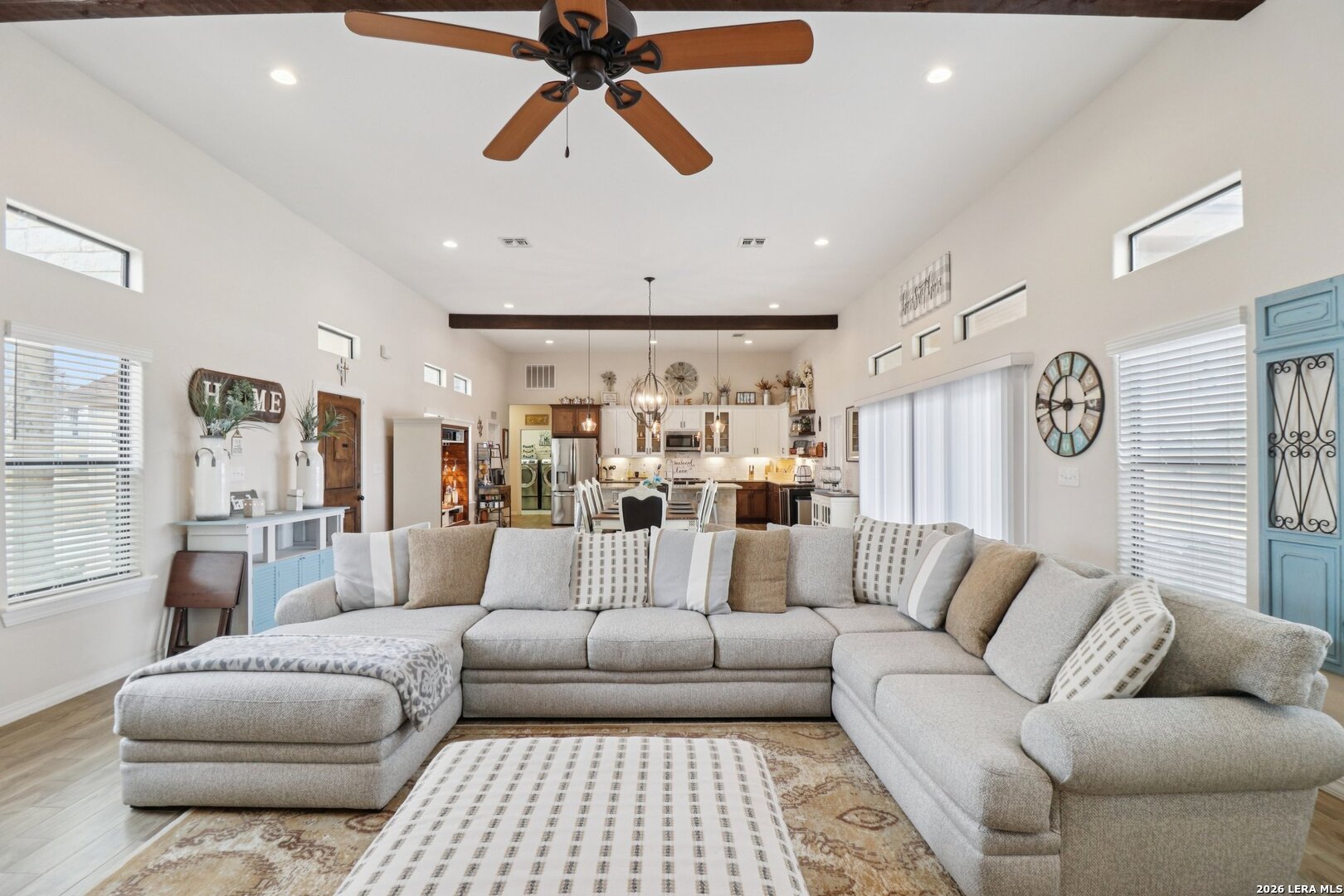 311 Abrego Lake Floresville TX 78114
