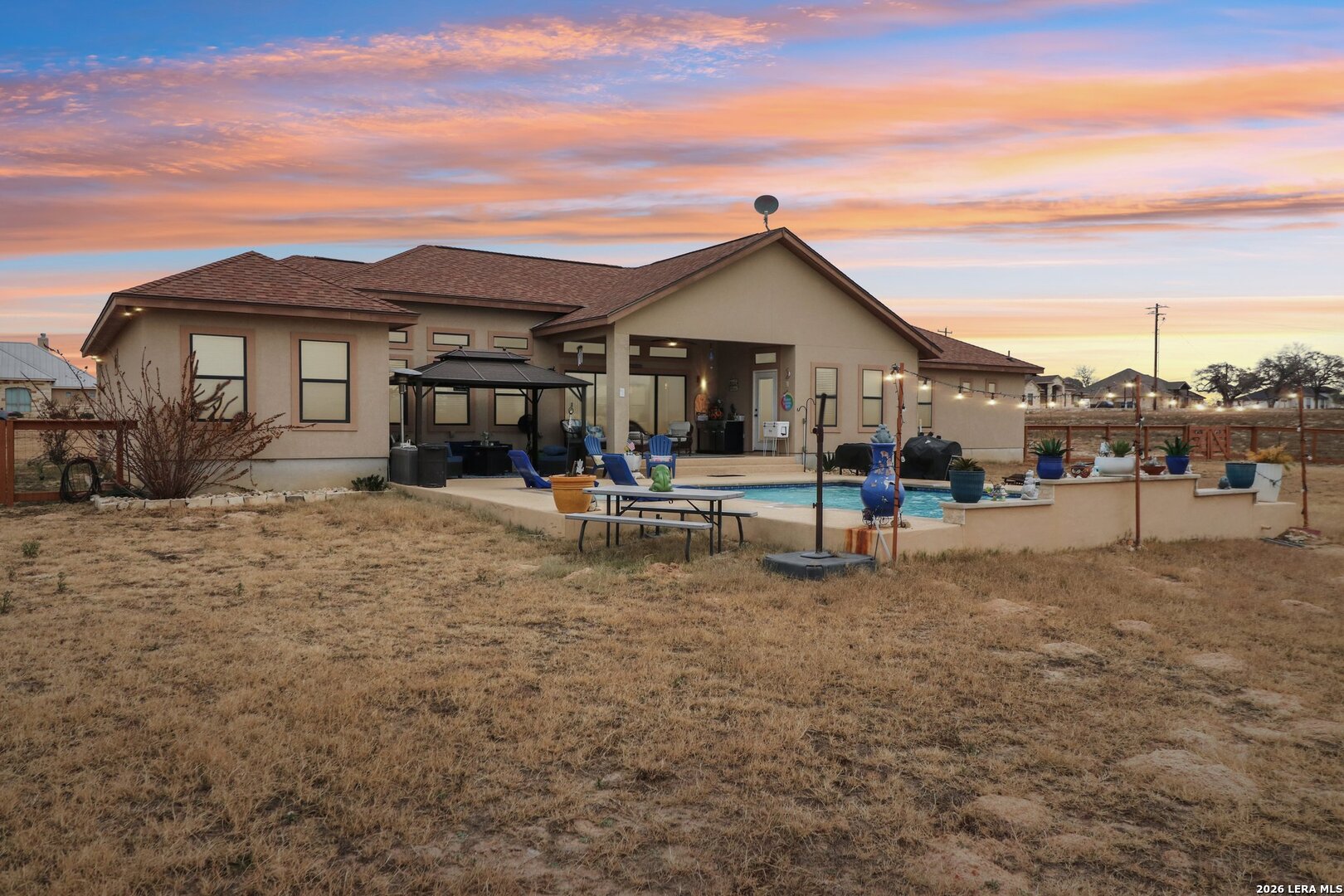 311 Abrego Lake Floresville TX 78114