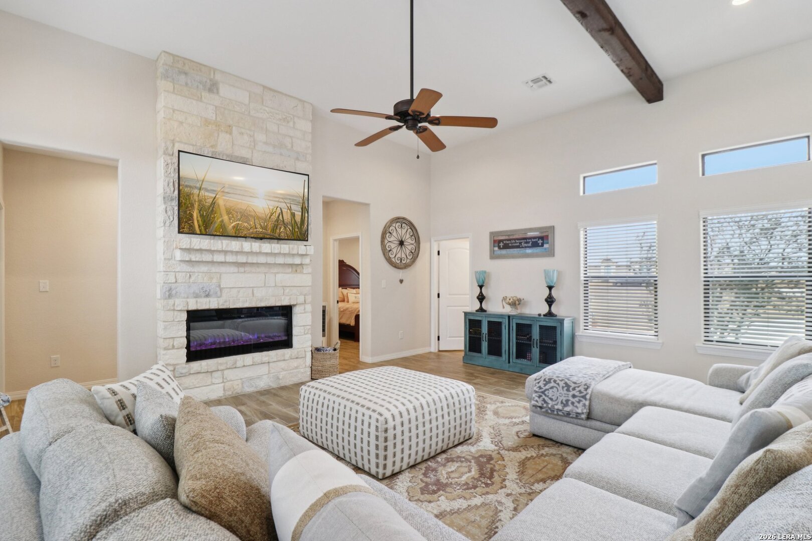 311 Abrego Lake Floresville TX 78114