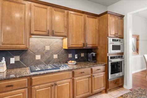 8718 Timberland Trail Fair Oaks Ranch TX 78015