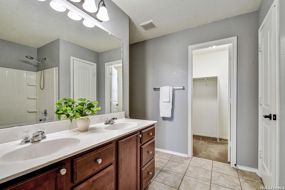 926 Spello Circle San Antonio TX 78253