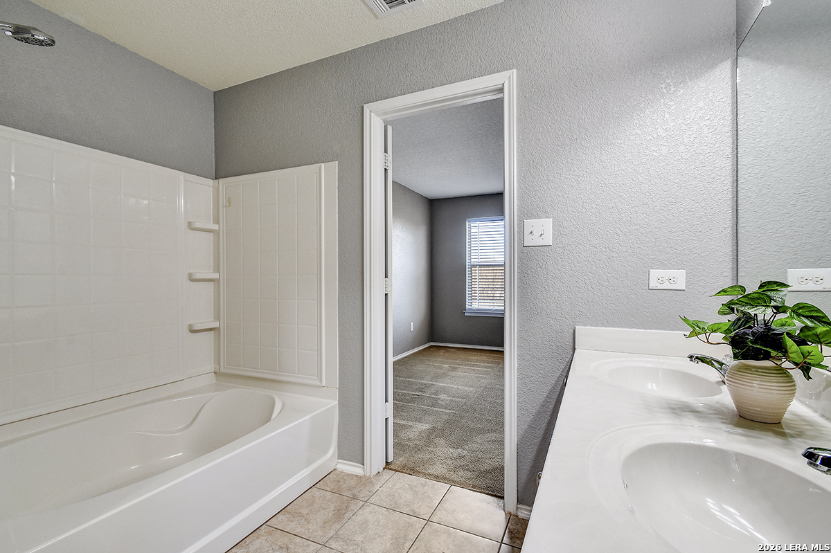 926 Spello Circle San Antonio TX 78253