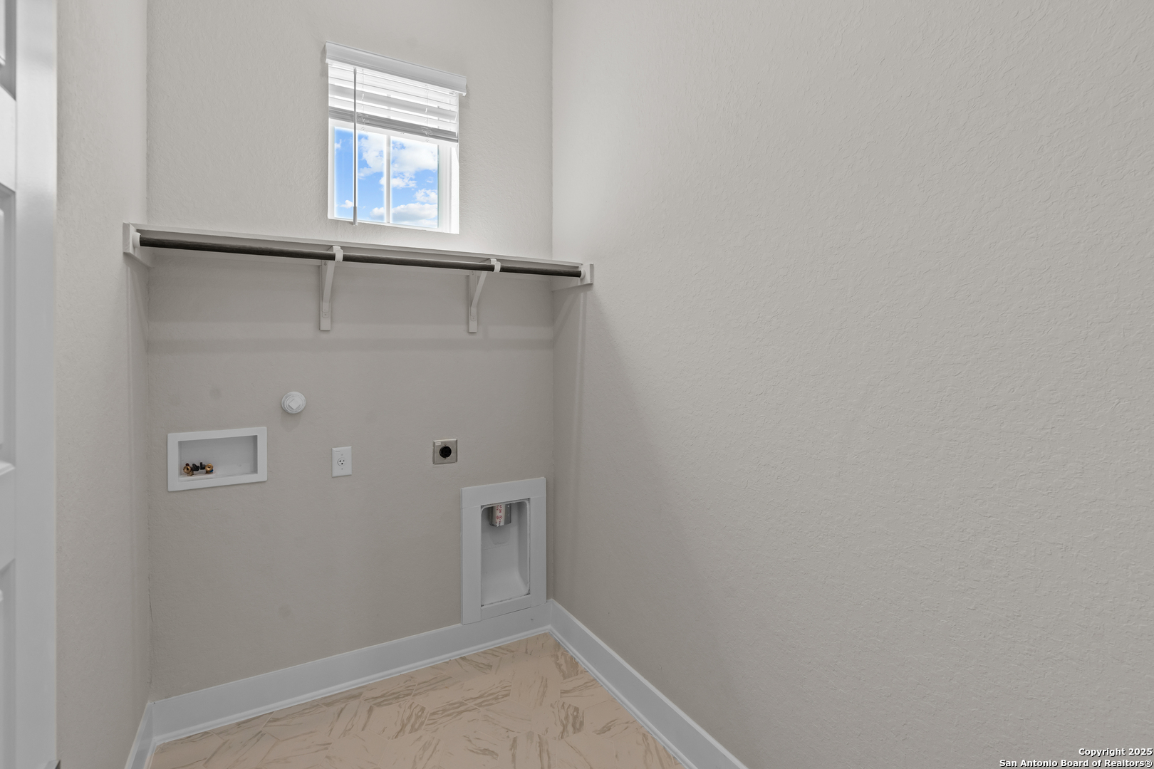 310 Vamanos Boerne TX 78006