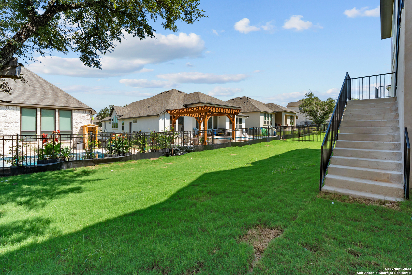 310 Vamanos Boerne TX 78006