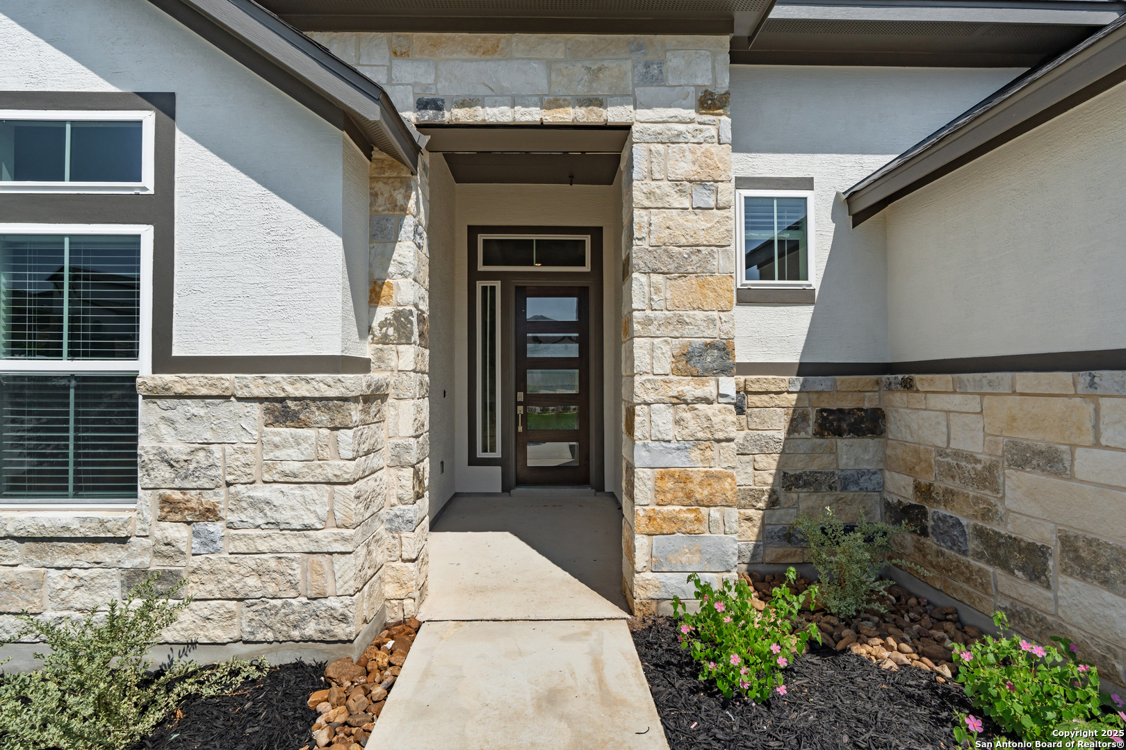 310 Vamanos Boerne TX 78006